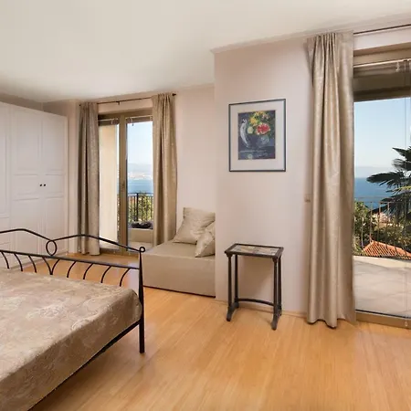 Ventana Holiday home